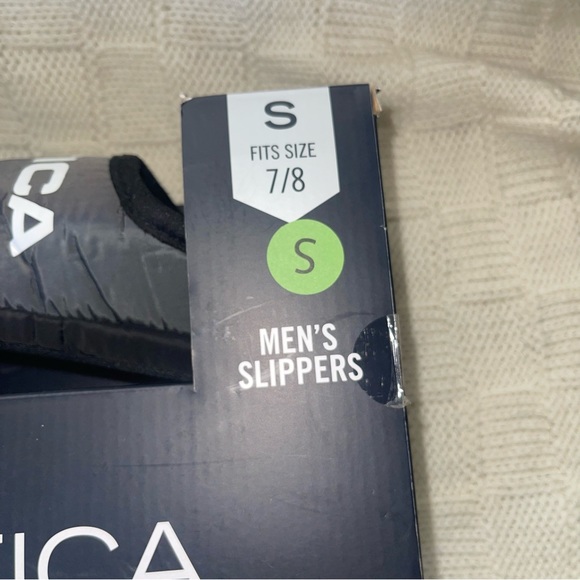 NAUTICA Men’s Black Nylon Slippers - Picture 4 of 6